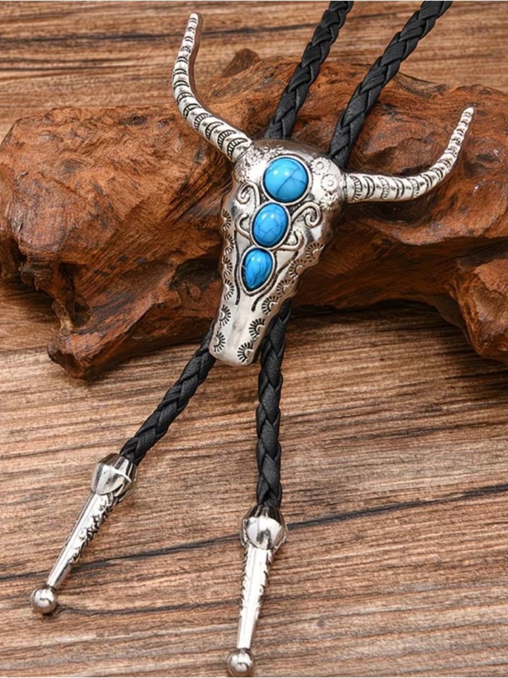 Turquoise Bull Skull Bolo Tie NWOT